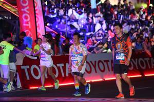 BIB: 44367, 43761
                            <button type="button" onclick="openModal(23209202)" class="btn btn-primary btn-sm float-right btn-popup" data-toggle="modal" data-target=".modal-high-quality">
                        <i class="fas fa-shopping-cart"></i> Add to Cart
                    </button>
                                            <button type="button" onclick="isThisMe(23209202, true)" class="btn btn-success btn-sm float-right btn-popup btn-isme hidden" data-toggle="tooltip" data-placement="bottom" title="นี่คือรูปของคุณใช่ไหม คลิกที่นี่เพื่อเอาเข้าอัลบั้ม">
                        <i class="fas fa-plus"></i> Add to album
                    </button>
                    <button type="button" onclick="isThisMe(23209202, false)" class="btn btn-warning btn-sm float-right btn-popup btn-isnotme hidden">
                        <i class="fas fa-ban"></i> Remove from album
                    </button>